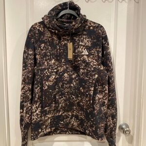 New Nike ACG pull over hoodie men’s XS